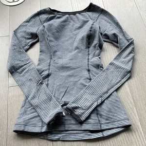 Lululemon Long sleeve Top size 4